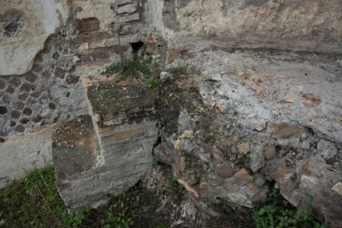media/cd9a036ea0384c3fa4d0523f488c0cae_033.jpg